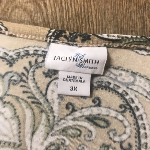 3X Patterned Women’s Top - Picture 3 of 4